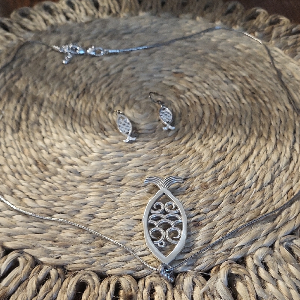 Elegant Brighton Silver Jewelry Set